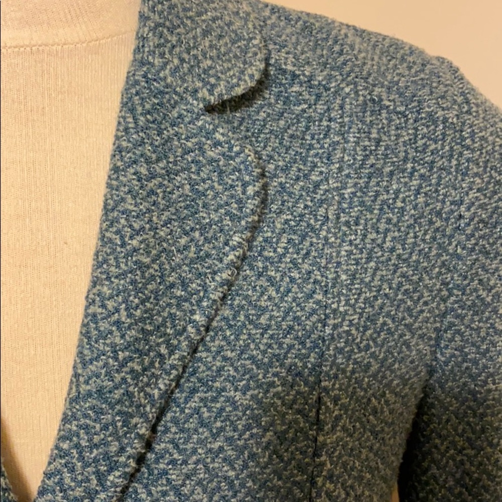 Nice jacket - Picture 7 of 9